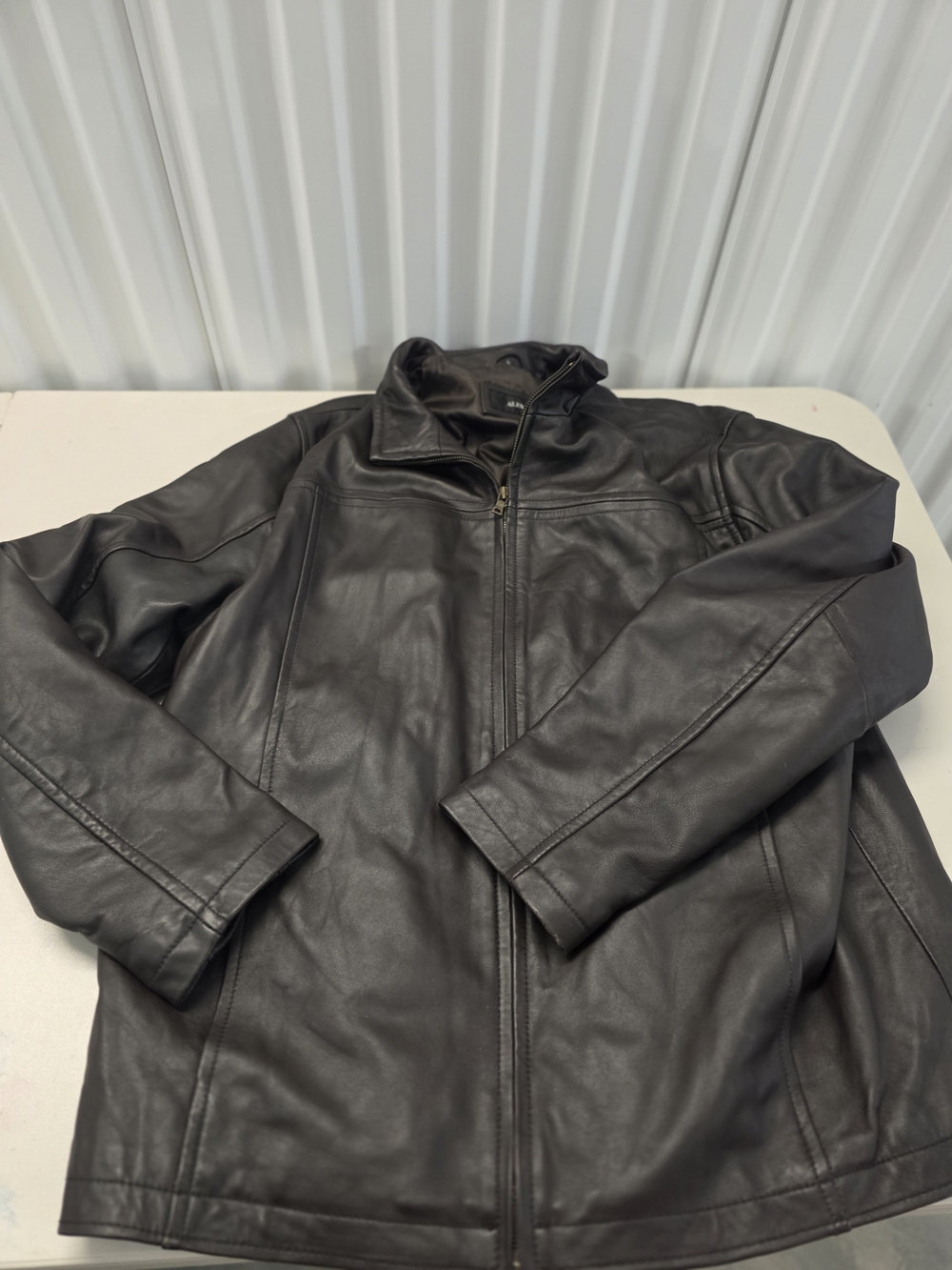 Mens Alfani Leather Jacket Size XL